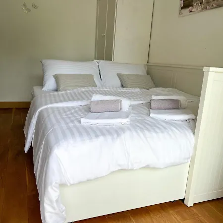 Princess With Sea View And Private Parking For 2 Cars דירה *