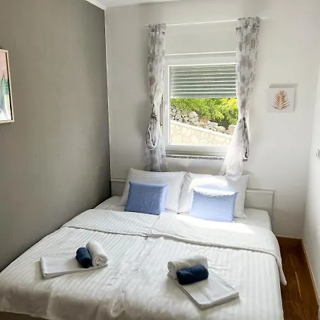 Princess With Sea View And Private Parking For 2 Cars Apartment