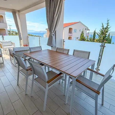 דירה Princess With Sea View And Private Parking For 2 Cars