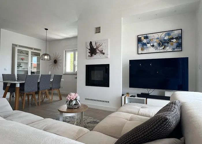 Princess With Sea View And Private Parking For 2 Cars Apartment *